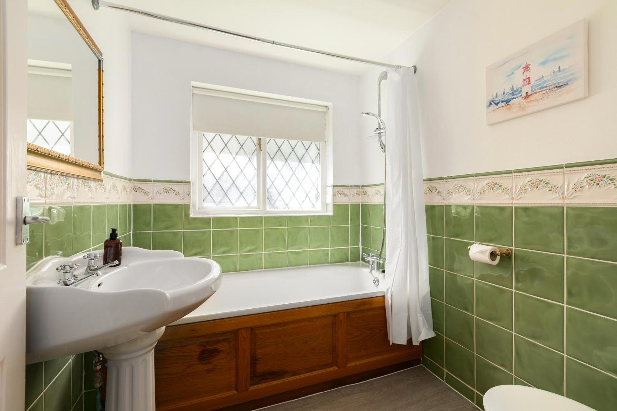 Rural Lodge Stay In Windsor! Hot Tub! Sleeps 20 布雷 外观 照片