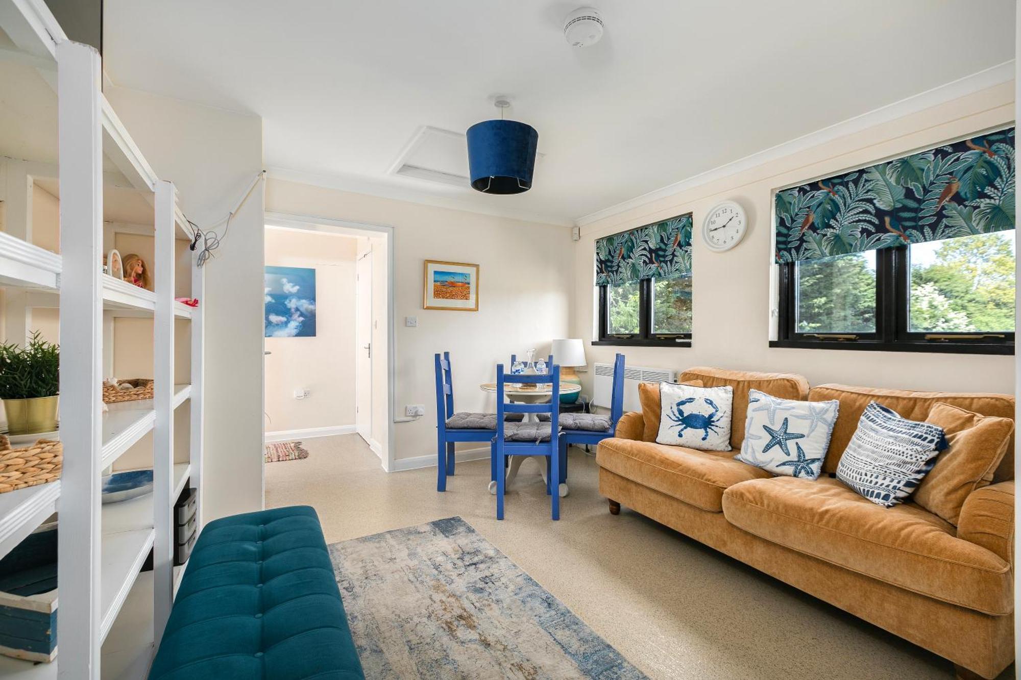 Rural Lodge Stay In Windsor! Hot Tub! Sleeps 20 布雷 外观 照片